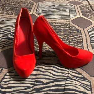 Orange Heels Sz 7 Qupid